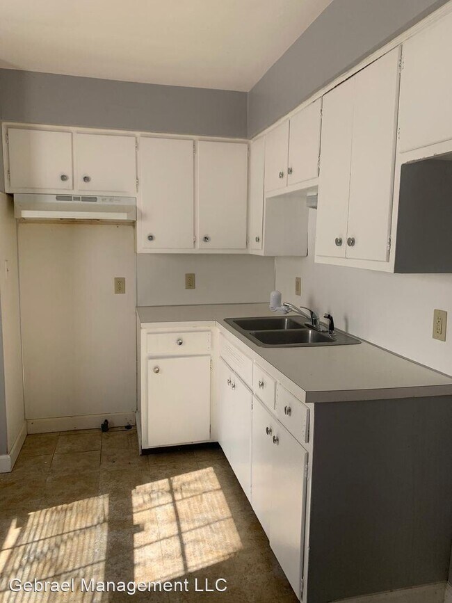 Building Photo - 2 br, 1 bath House - 3706 Brunwick Ave