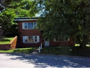 Building Photo - 1105 Jefferson St