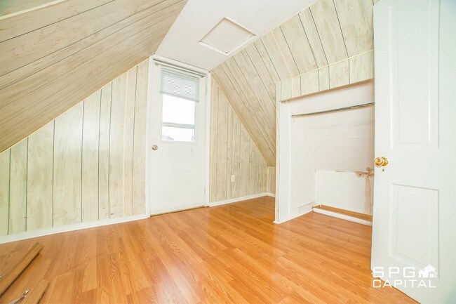 Building Photo - 58 E Stevens St