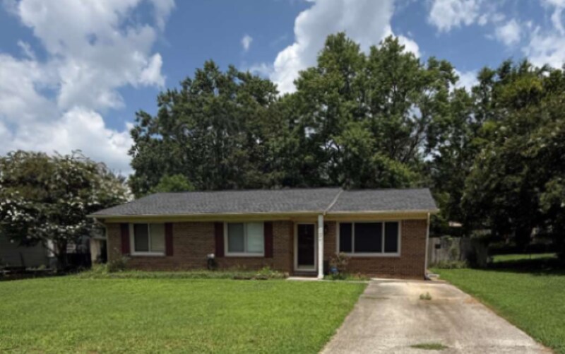 Foto principal - 2424 Ells Rd SW