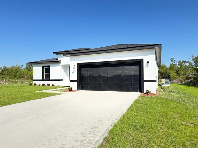 Foto del edificio - 2336 SW 168th Loop