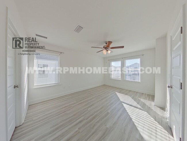 Foto del edificio - MOVE-IN SPECIAL: $500 off first month's re...