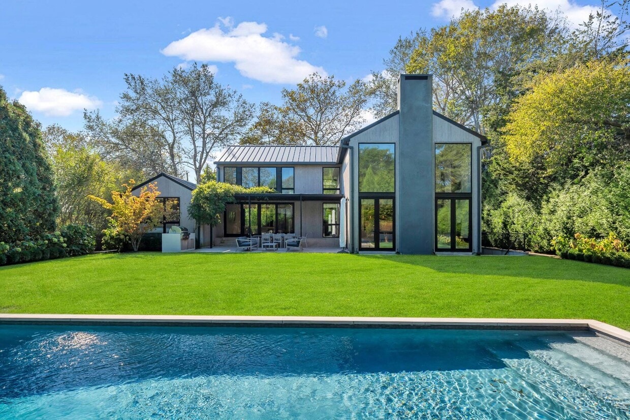 Foto principal - 60 Gansett Ln