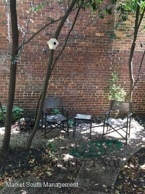 Building Photo - 2 br, 1.5 bath House - 136 Jefferson Street