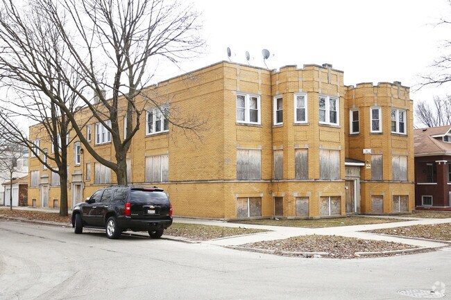 Building Photo - 6601-6605 S Campbell Ave