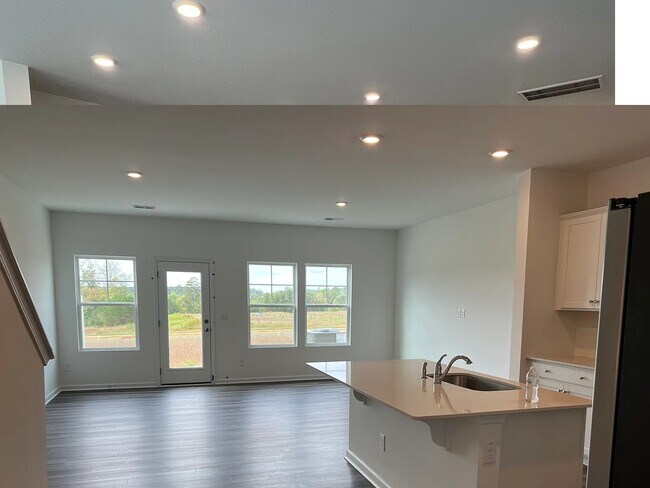 Foto del edificio - 118 Florida St