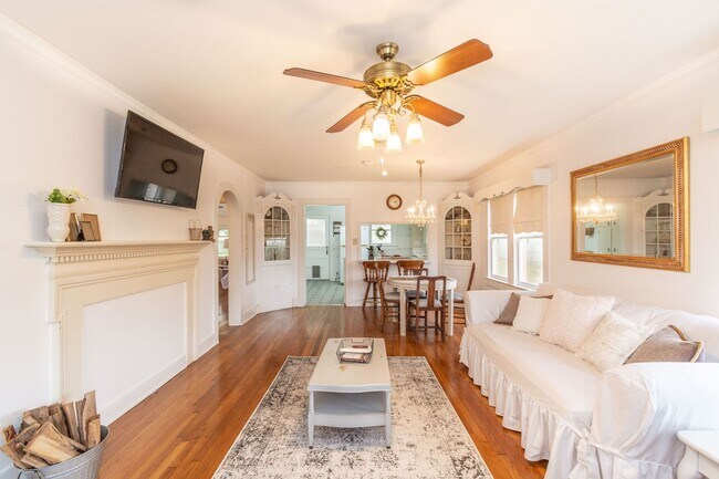 Foto del edificio - 208 Ella St