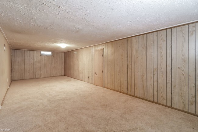 Foto del edificio - 3 br, 2 bath House - 2050 107th Ave NW
