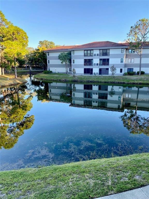 Foto del edificio - 2650 Countryside Blvd