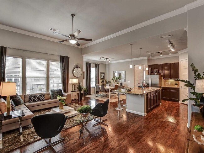 Foto del edificio - 2443 Farm to Market Rd 1488