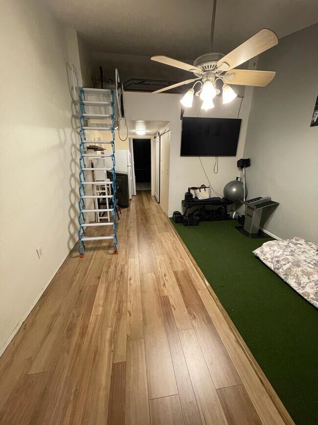 20921 Haulover Cv Unit F8, Lutz, FL 33558 Condo for Rent in Lutz, FL