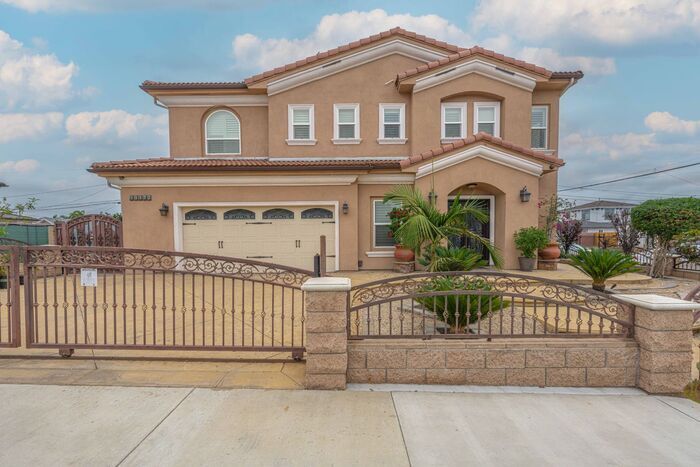 Primary Photo - Beautiful 4-bedroom home in Garden Grrove
