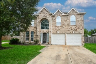 Building Photo - 6706 Nicecrest Dr