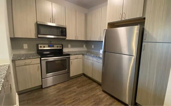 Foto del edificio - 269 Whitefoord Ave NE