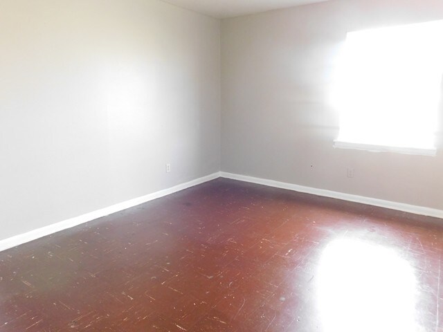 Building Photo - 1521 22nd St Ensley