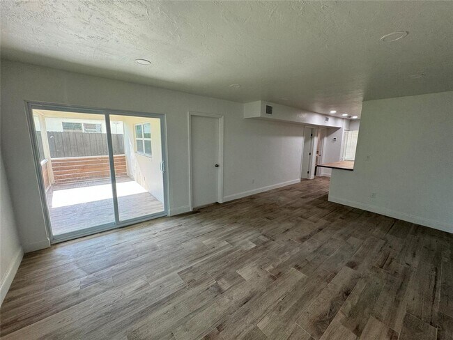 Foto del edificio - 2200 NE 173rd St
