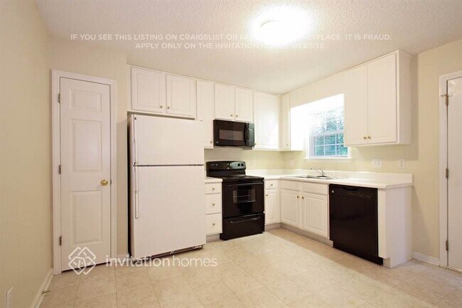 Building Photo - 416 Westonridge Run