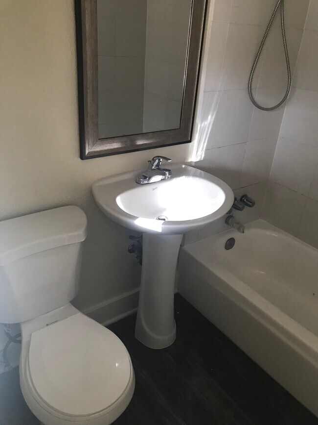 Foto del edificio - 507 N Virginia Ct