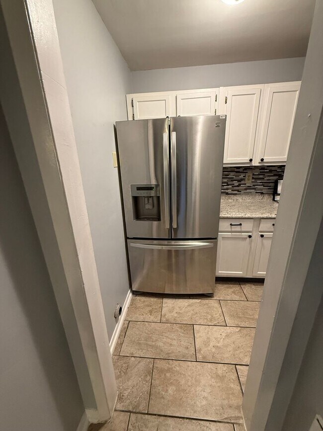 Foto del edificio - Charming 3BR Townhome in Greensboro