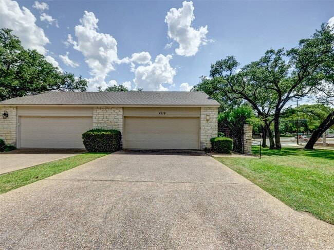 Foto del edificio - 4119 Bayberry Dr