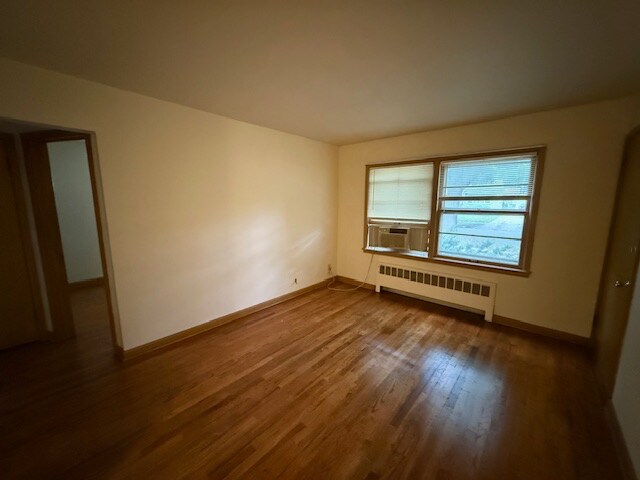 Building Photo - 3220 S 49th St