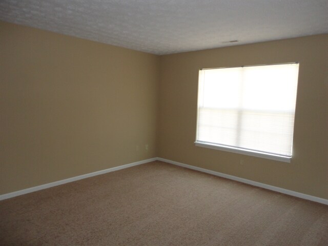 Building Photo - 887 Inland Dr