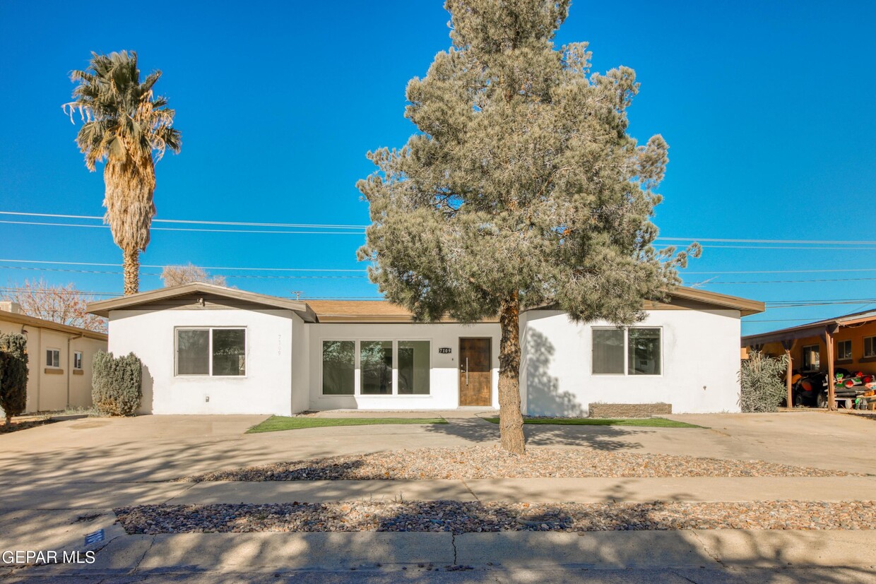 Primary Photo - 7109 Parkland Dr