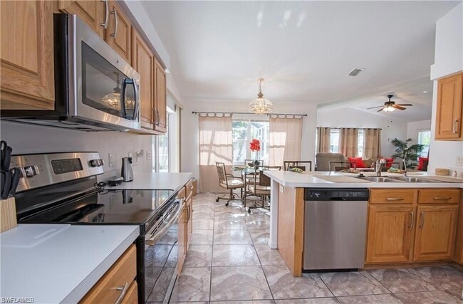 Building Photo - 3323 Surfside Blvd