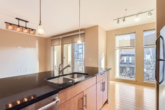 Building Photo - 4585 13th St