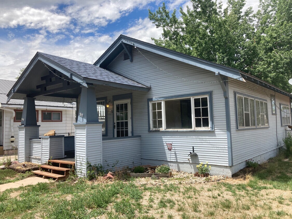 808 W Cheyenne Rd, Colorado Springs, CO 80906 House Rental in Colorado Springs, CO