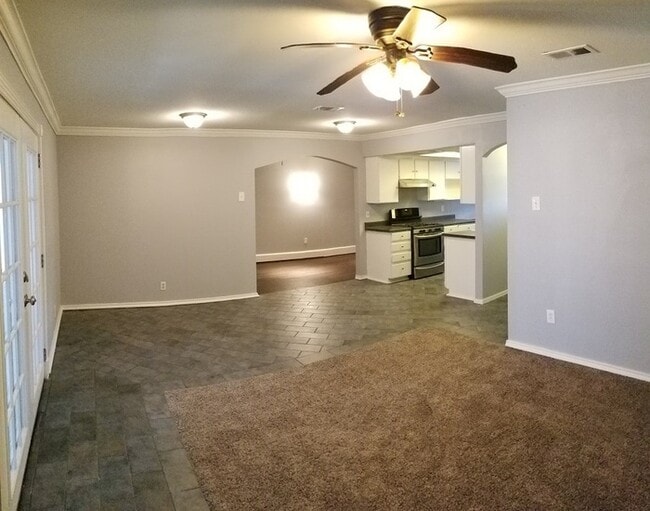 Building Photo - Wonderful Home!