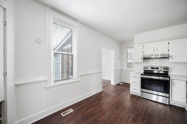 Foto del edificio - 1653 N Delaware St