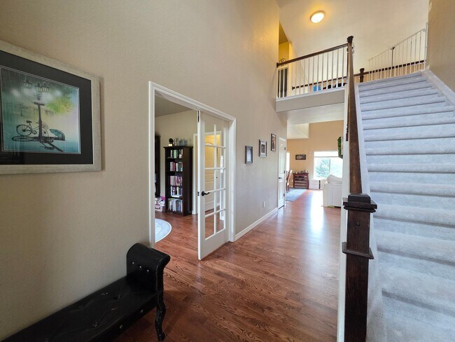 Foto del edificio - Beautiful 5 Bed 4 Bath Home!!!