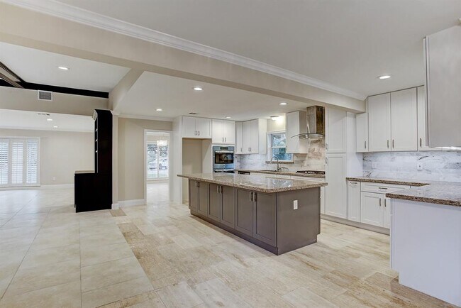 Building Photo - 9407 Cranleigh Ct