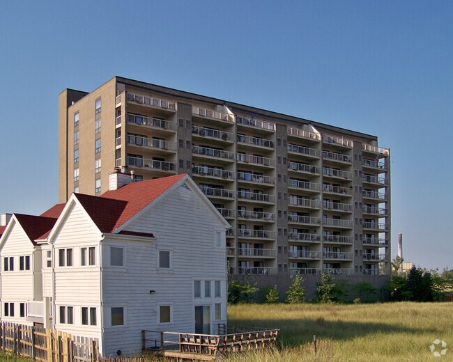 Dunescape Beach Club Tower