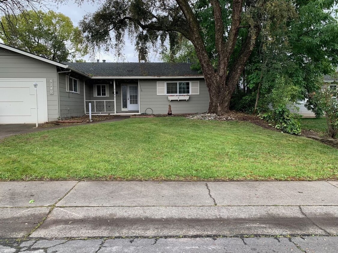 Primary Photo - 3 Bedroom 2 Bathroom with a Converted Garage