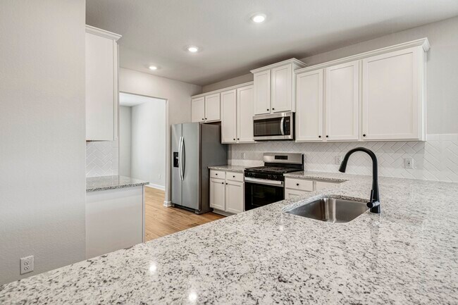 Building Photo - 15761 Bayberry Trce Dr