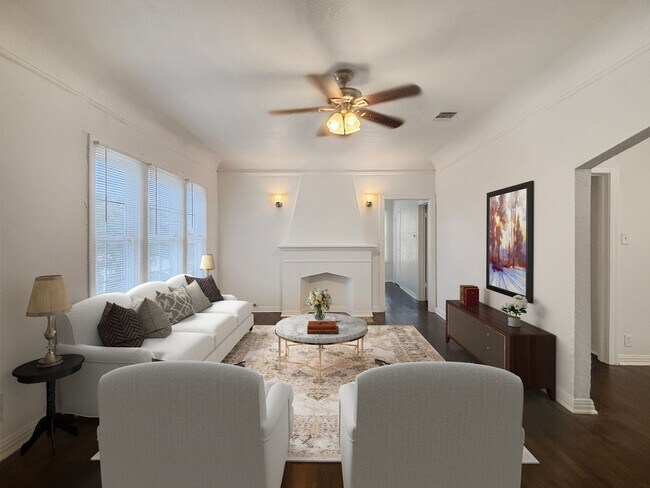 Building Photo - Charming Historic Home in Los Angeles Heig...