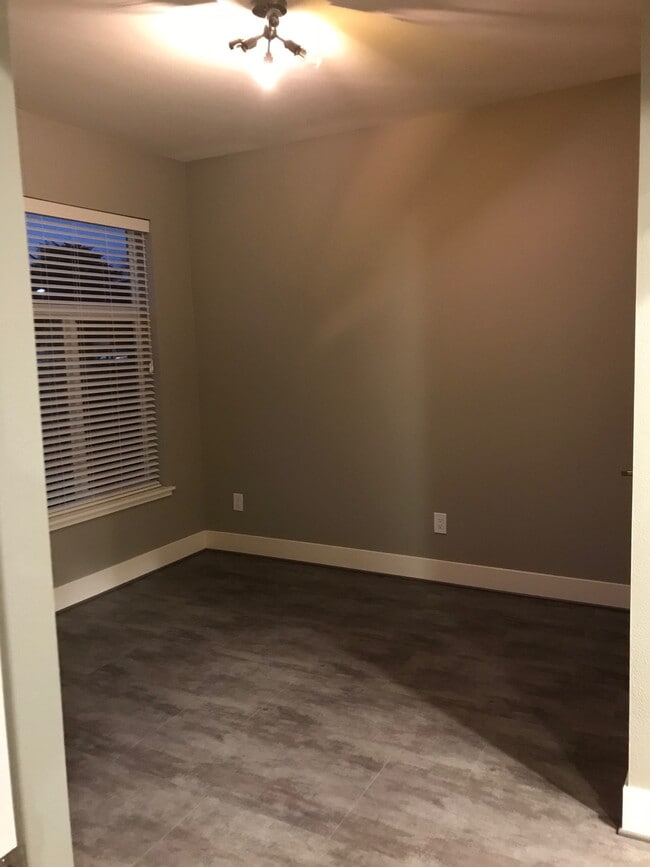 Bedroom - 414 Kirman Ave.