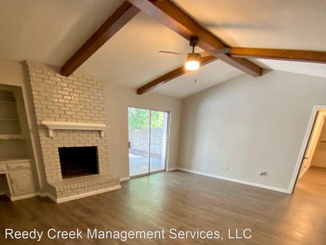Building Photo - 4 br, 2 bath House - 1039 Oak Meadow Lane