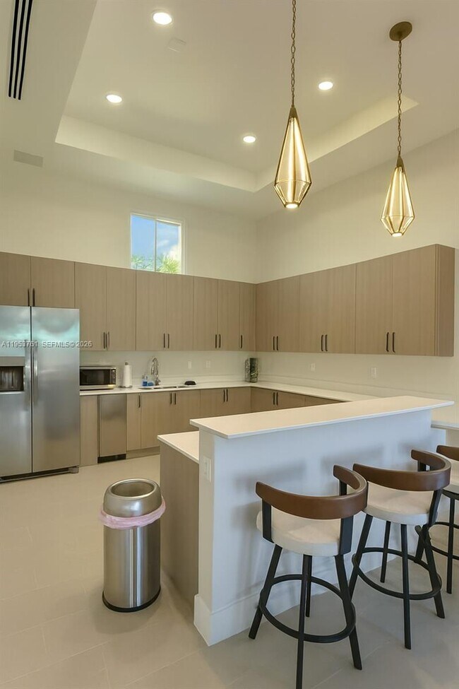 Foto del edificio - 12727 NW 23rd Pl