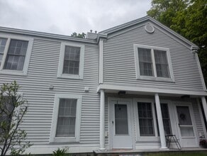 Building Photo - 432 South St