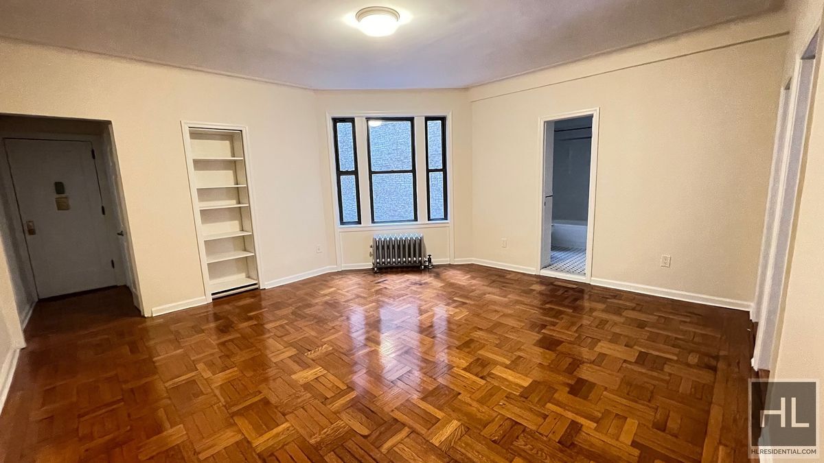 Foto principal - 2 Bedroom 1 Bath Apartment In Midtown $5,8...
