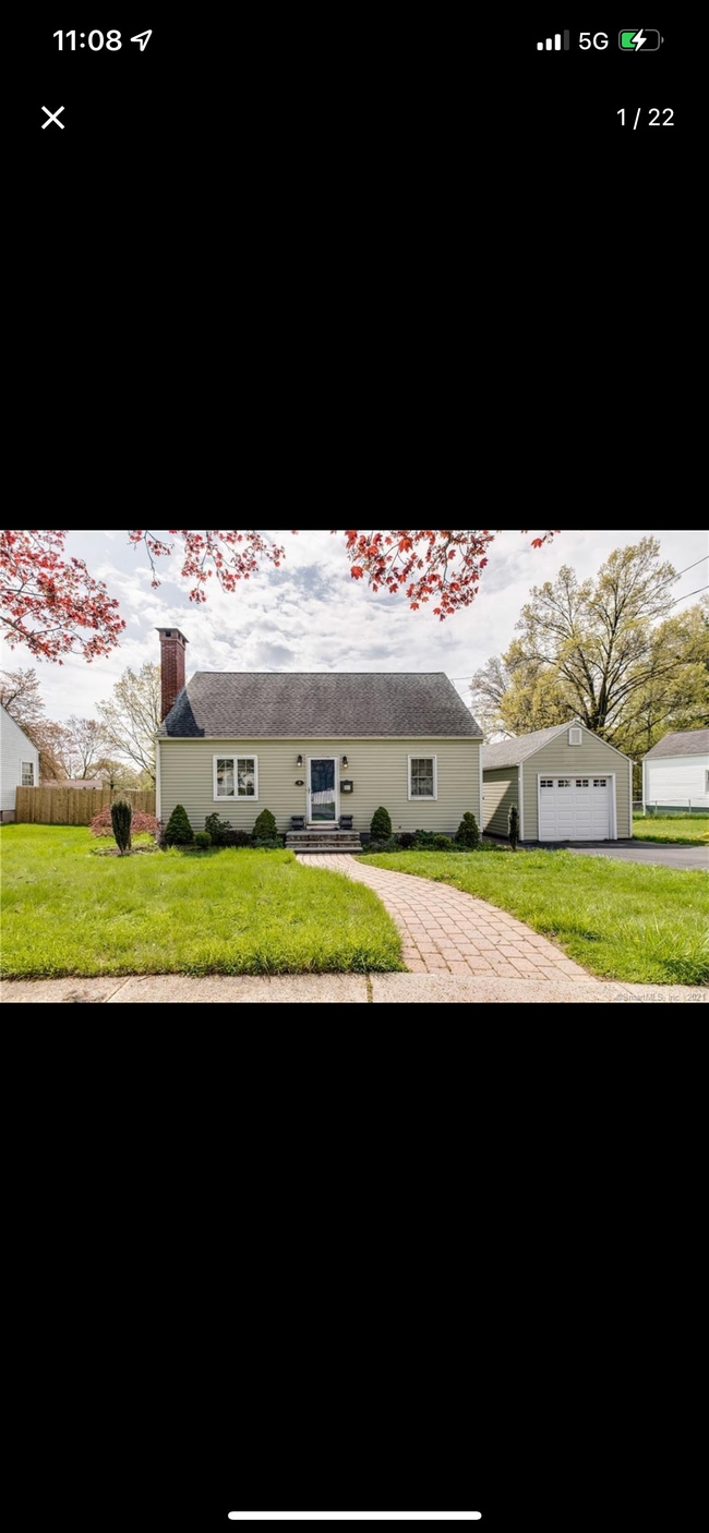 Photo - 9 Dermont Ln House