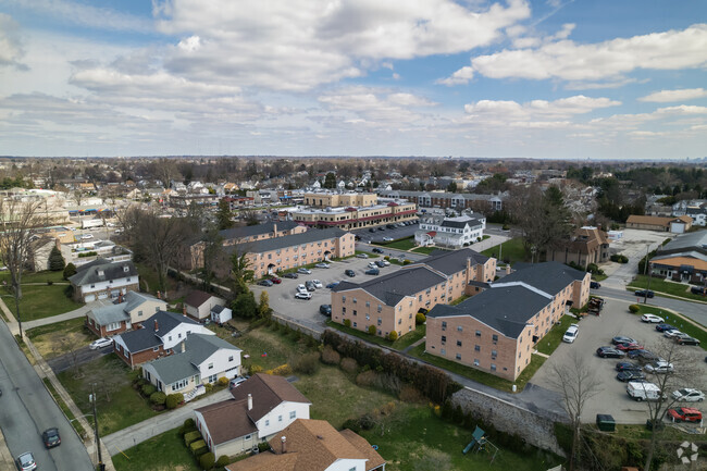 Aerial - Haverford Arms Apartments