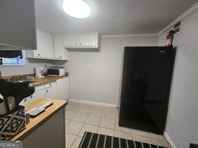 Foto del edificio - 917 Oakview Ave