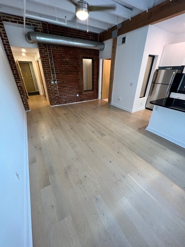 Foto del edificio - 418 N 25th St