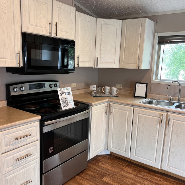 Building Photo - 142 CO ROAD-E16