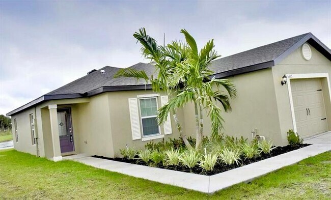 Foto del edificio - 5335 Entertainment Way