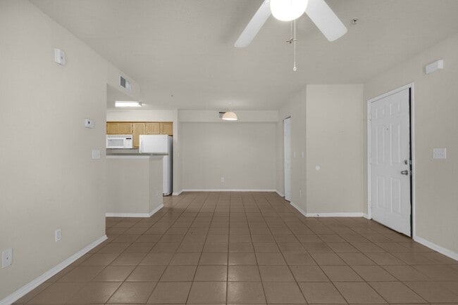 Foto del edificio - Spacious 2B/2B Unfurnished Condo near Beach in the Heart of Destin!